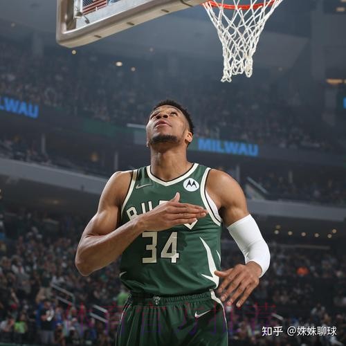 曝雄鹿致力于围绕字母哥提升阵容 目前正关注莫兰特和拉文 曝雄鹿致力于围绕字母哥提升阵容 目前正关注莫兰特和拉文