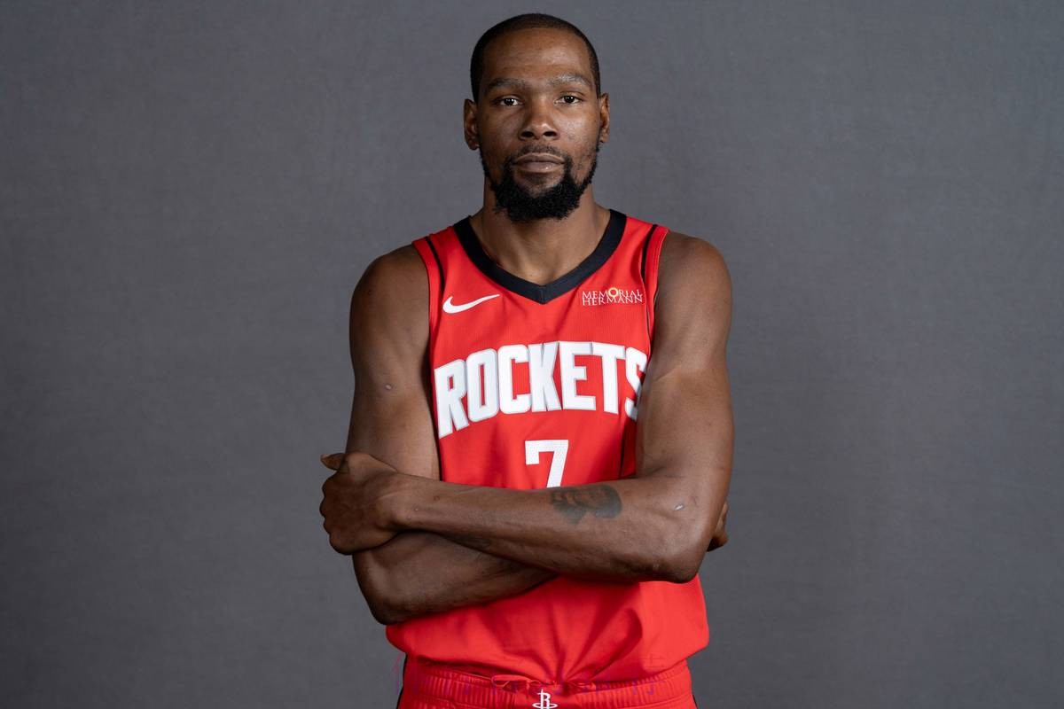 阿门发动快速反击 杜兰特跟进单臂暴扣